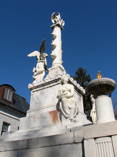 Tripolitan Monument Annapolis via edsel12 on flickr